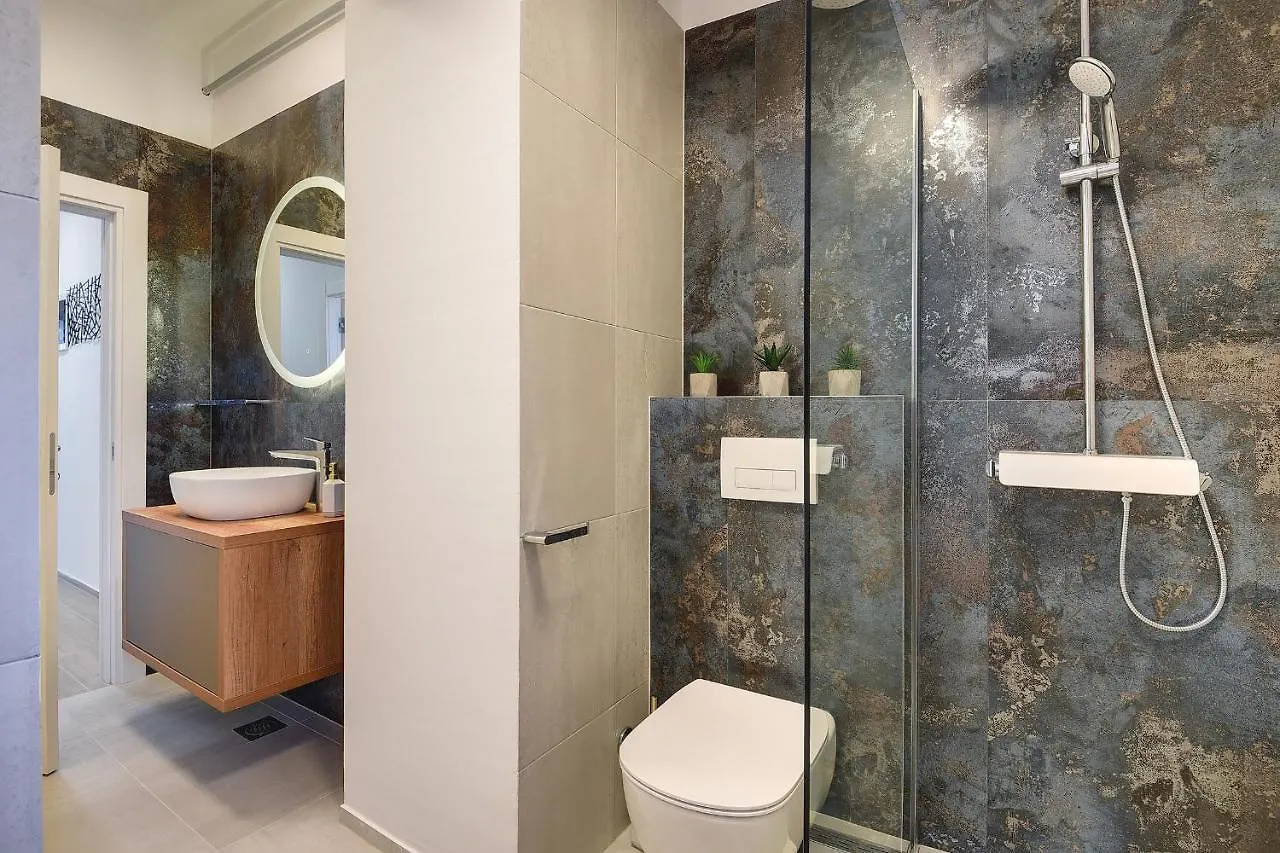 Apartment Erman City With Free Parking Pula
