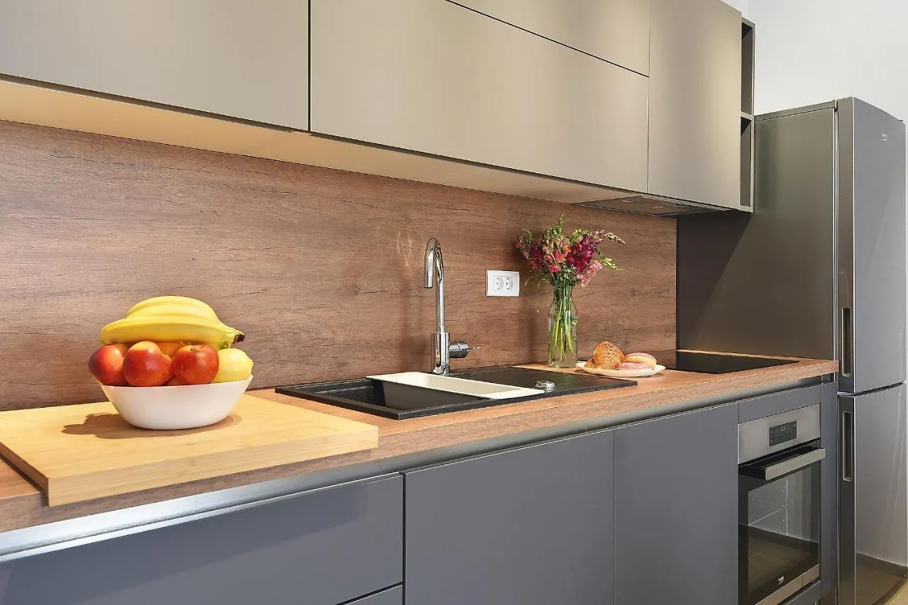 Apartment Erman City With Free Parking Pula